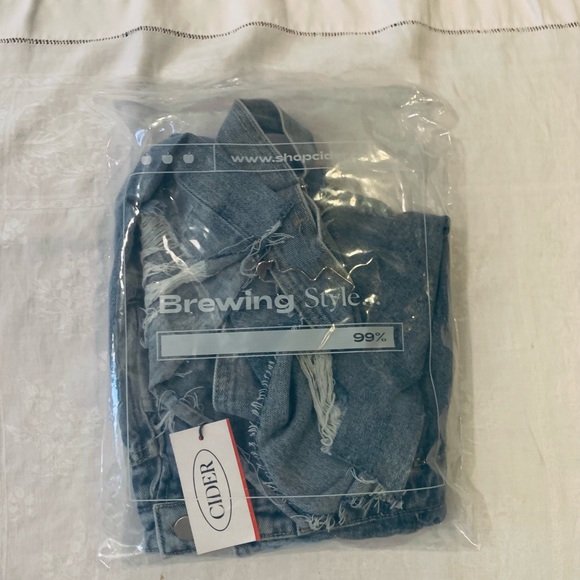 Overall Shorts - Picture 3 of 3